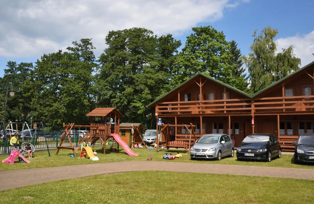 TYLKO DLA RODZIN wakacyjne domki ELDORADO Centrum Mielna, 200m od morza-1